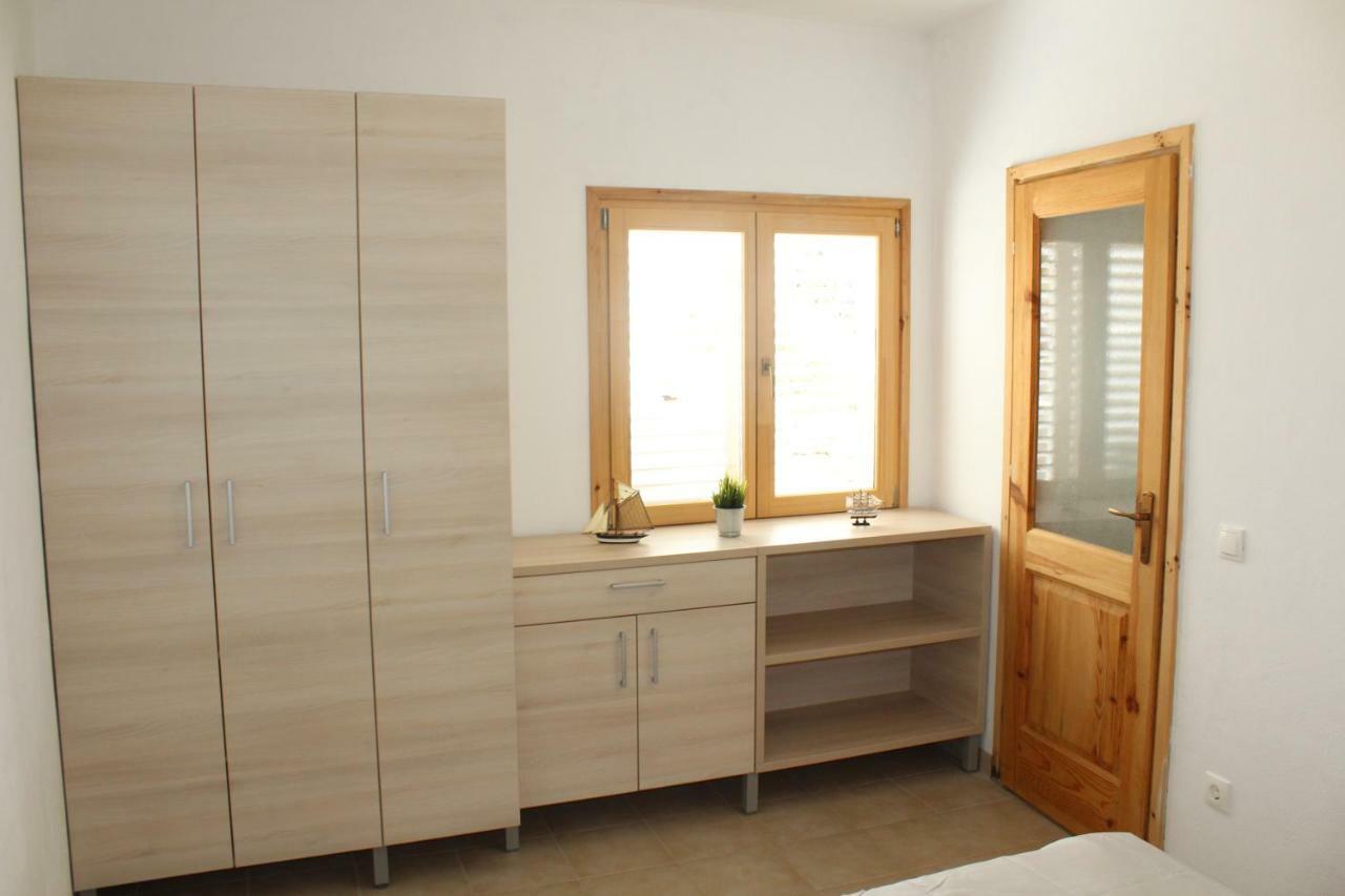 Apartments Andrea Vela Luka Exterior foto